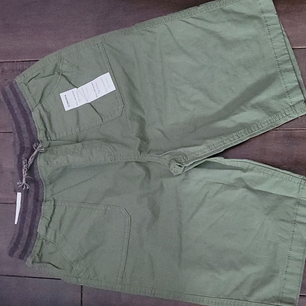 NWT Sonoma cargo pull on shorts